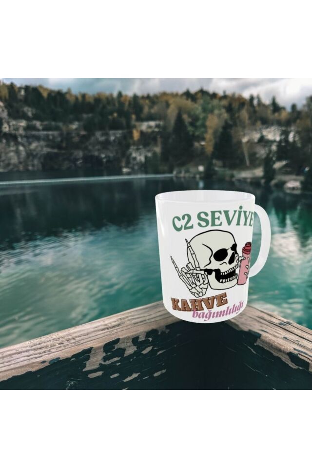 C2 SEVİYE KAHVE BAĞIMLILIĞI YAZILI TASARIM KUPA