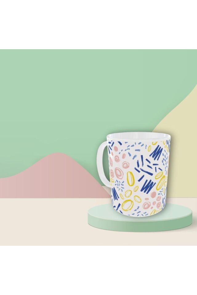 PASTEL RENKLİ GEOMETRİK DESENLİ TASARIM KUPA