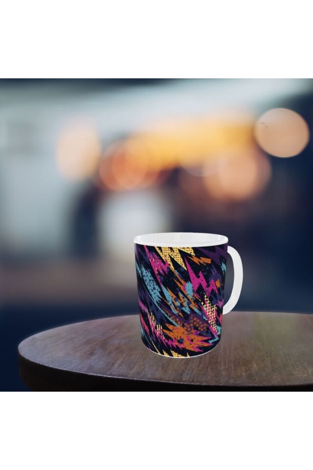 MODERN RENKLİ GEOMETRİK DESENLİ TASARIM KUPA