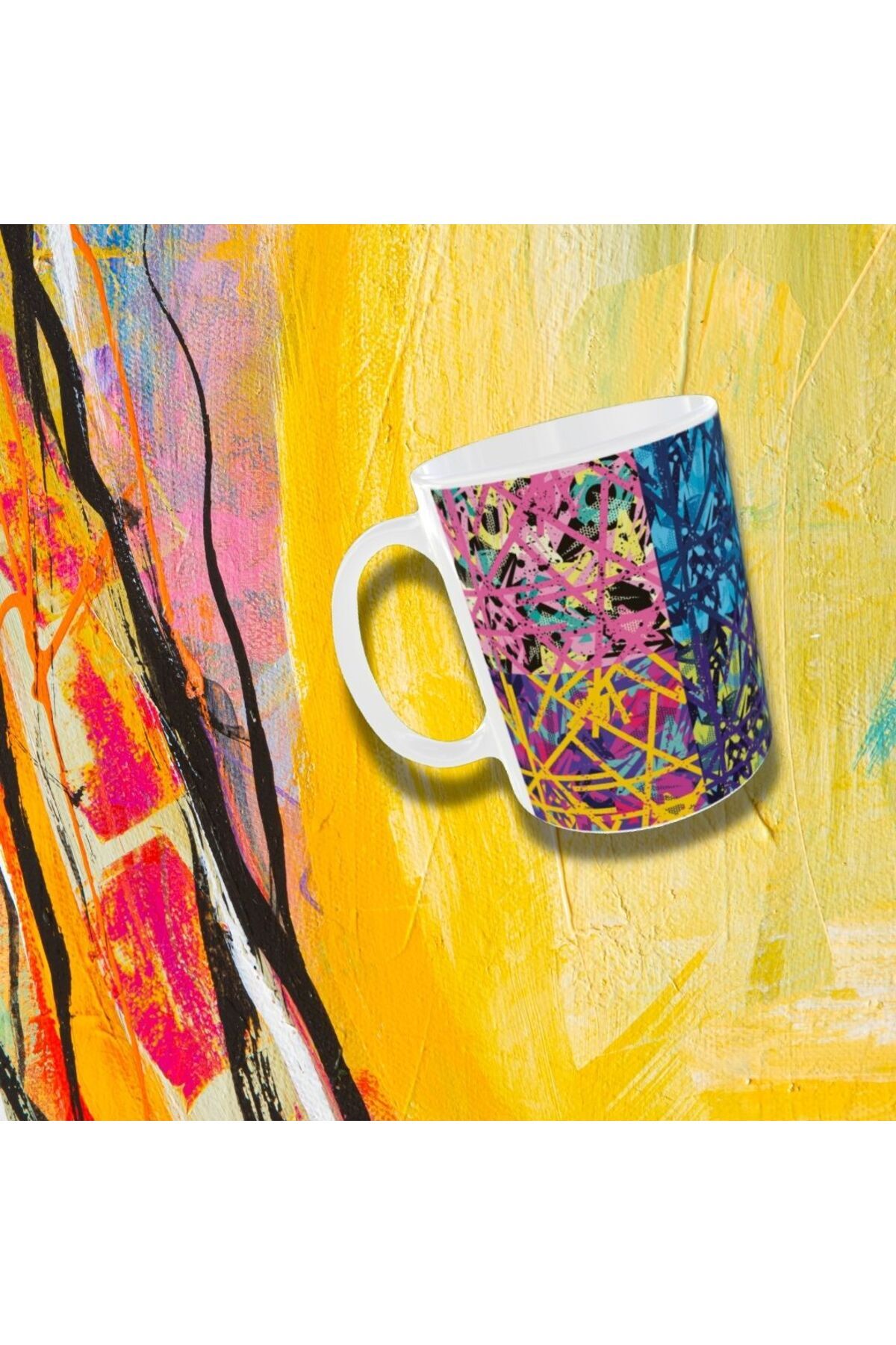 MODERN RENKLİ GEOMETRİK DESENLİ TASARIM KUPA