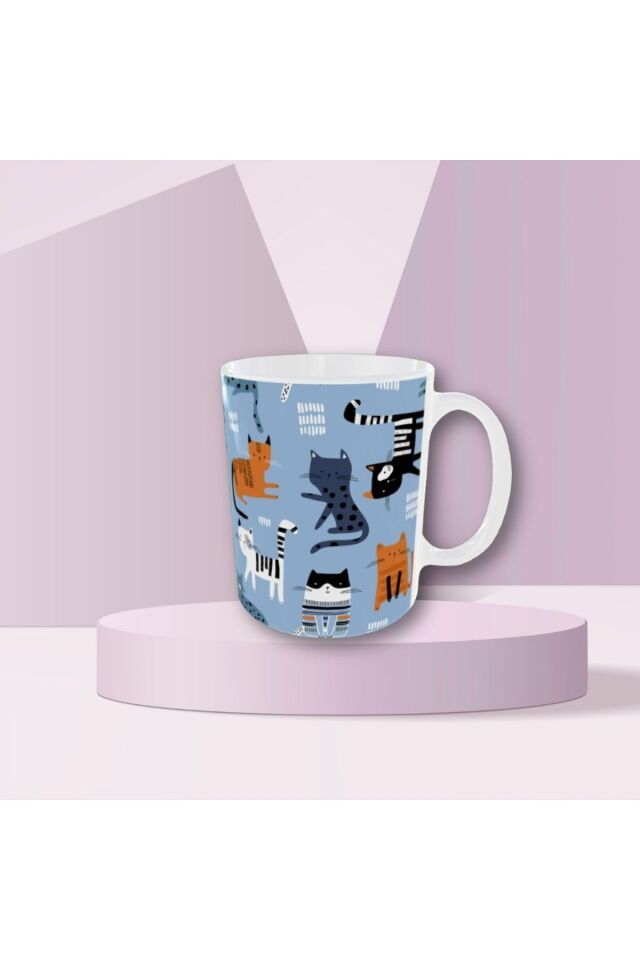 PASTEL RENKLİ ŞİRİN KEDİ DESENLİ TASARIM KUPA