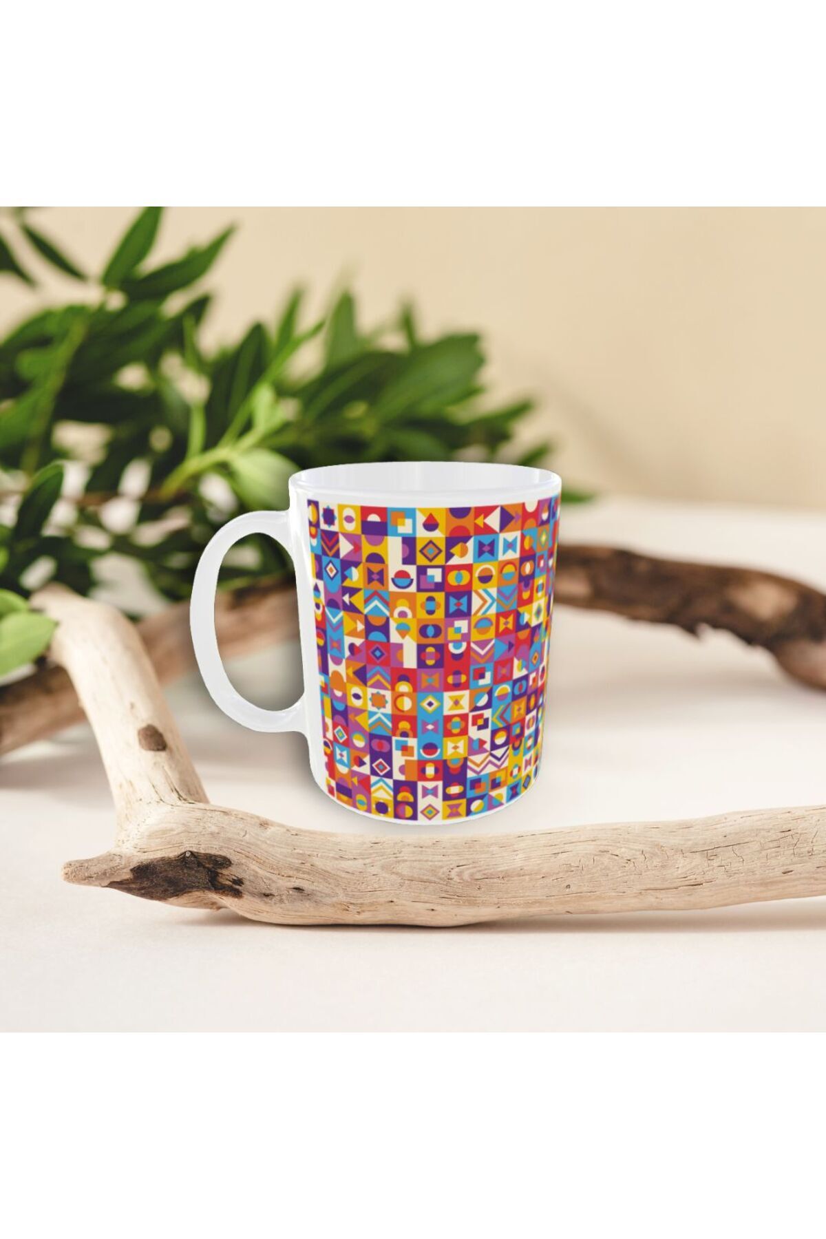 MODERN BAUHAUS DESENLİ TASARIM KUPA