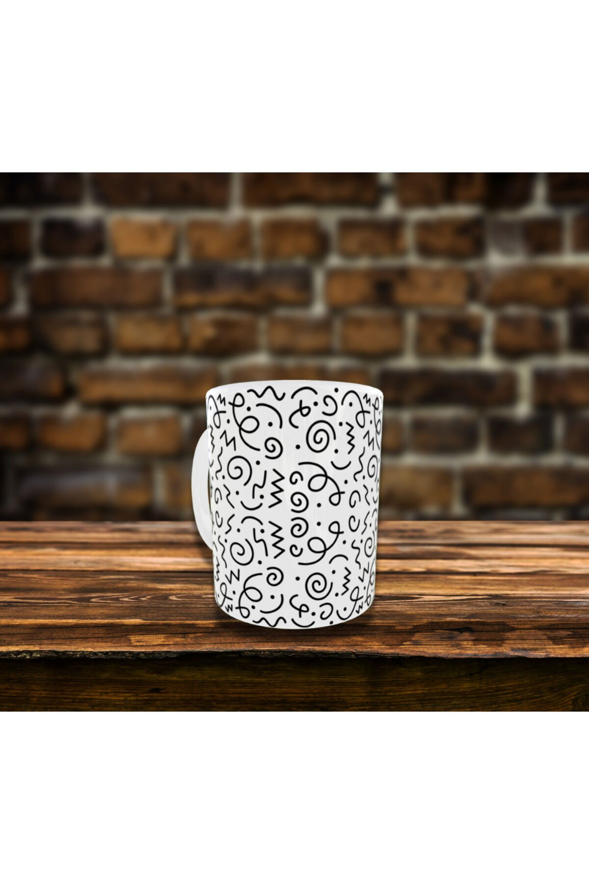 SİYAH BEYAZ DESENLİ TASARIM KUPA