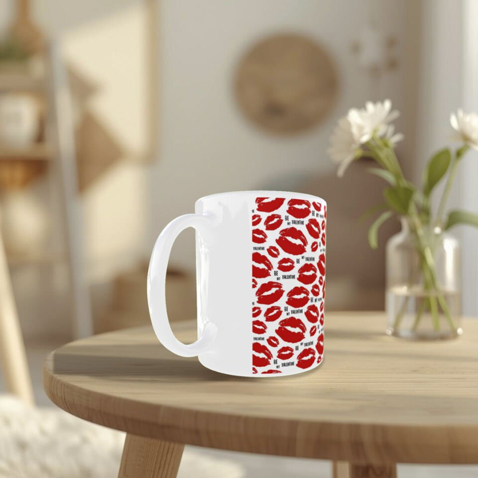 Sevgililer Günü Özel ''Be My Valentine'' Dudak İzi Desenli Tasarım Kupa