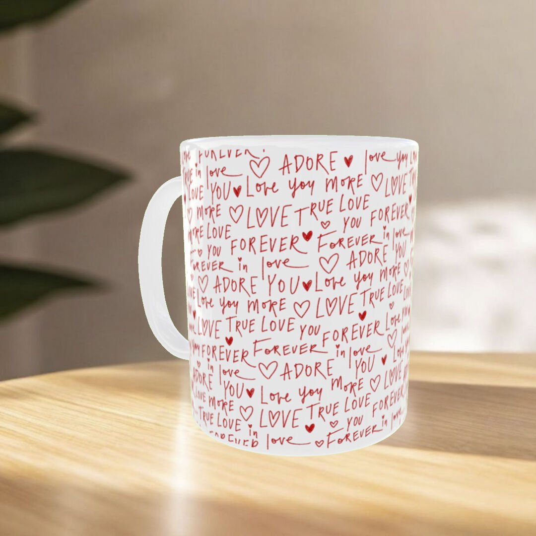 Sevgililer Günü Love Yazılı Desenli Porselen Kupa