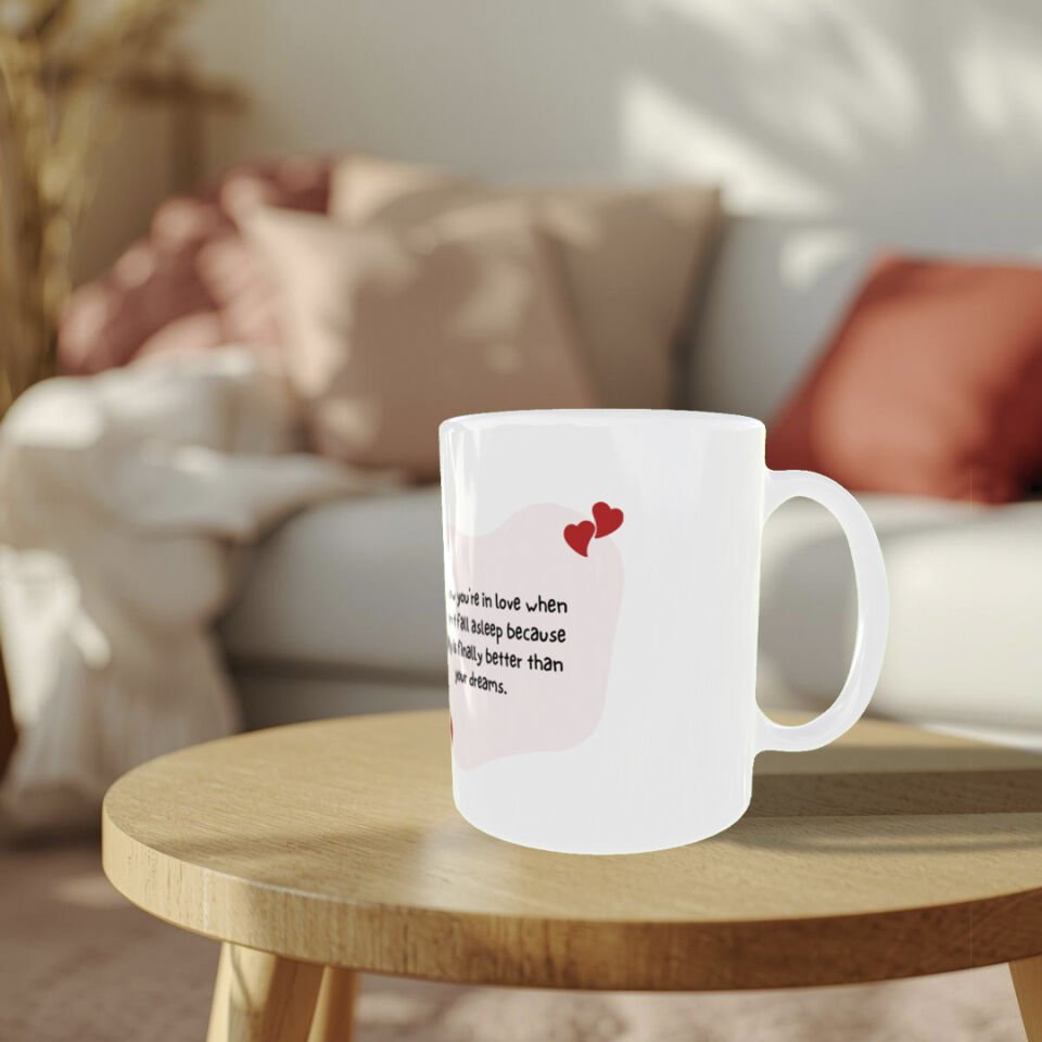 Sevgililer Günü Minimal Kalpli El Desenli Porselen Kupa