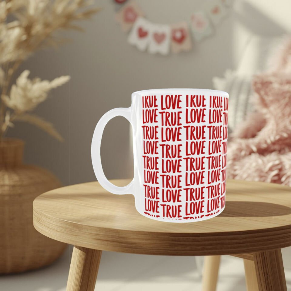 True Love Yazı Desenli Kırmızı Beyaz Sevgililer Günü Kupası