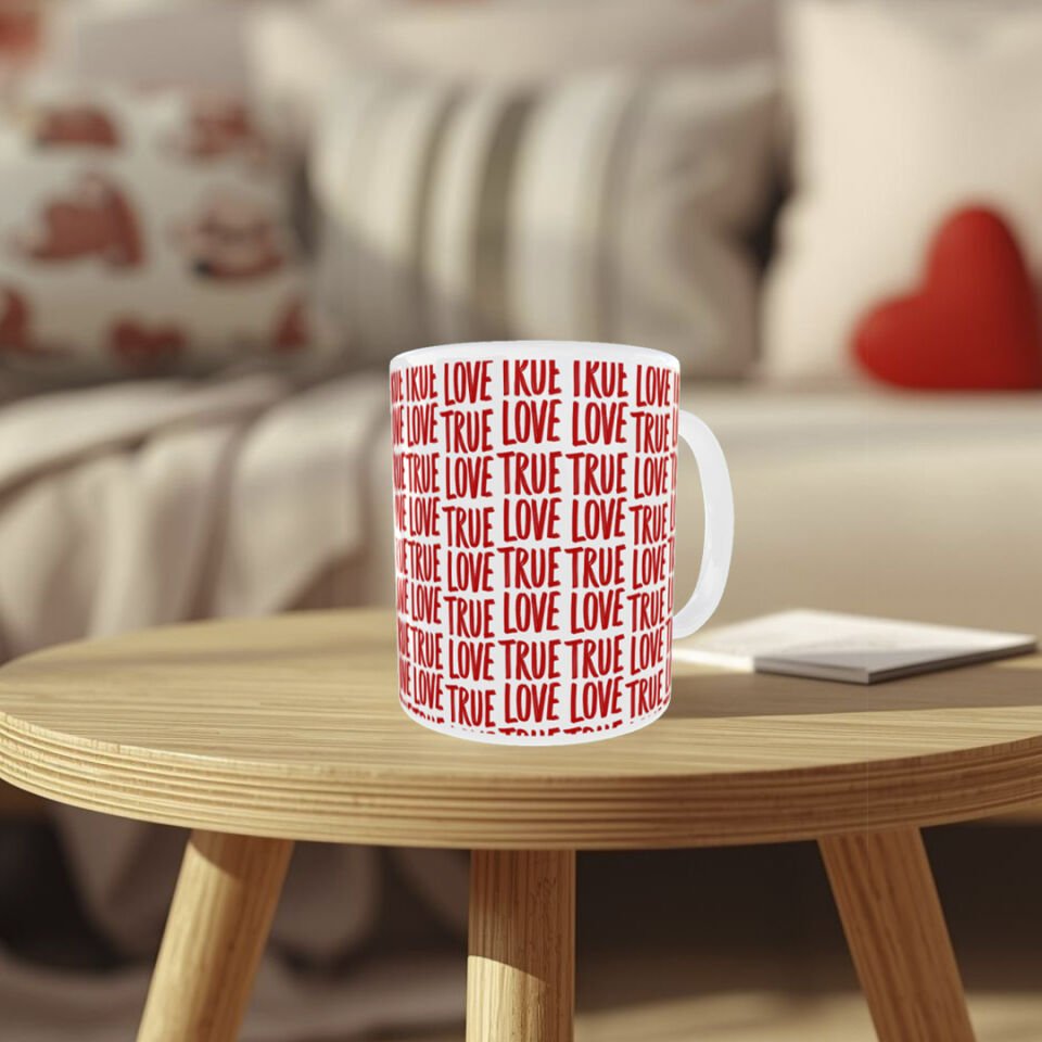 True Love Yazı Desenli Kırmızı Beyaz Sevgililer Günü Kupası